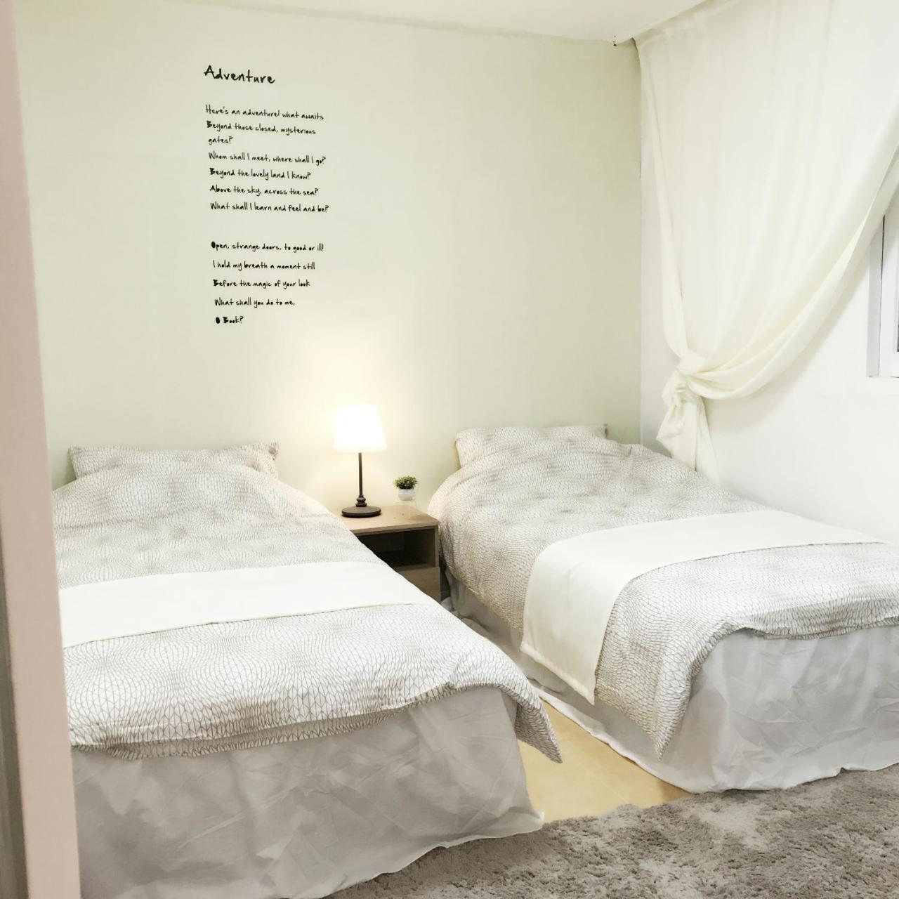 Hongdae Zoe Three Room House Сеул Экстерьер фото
